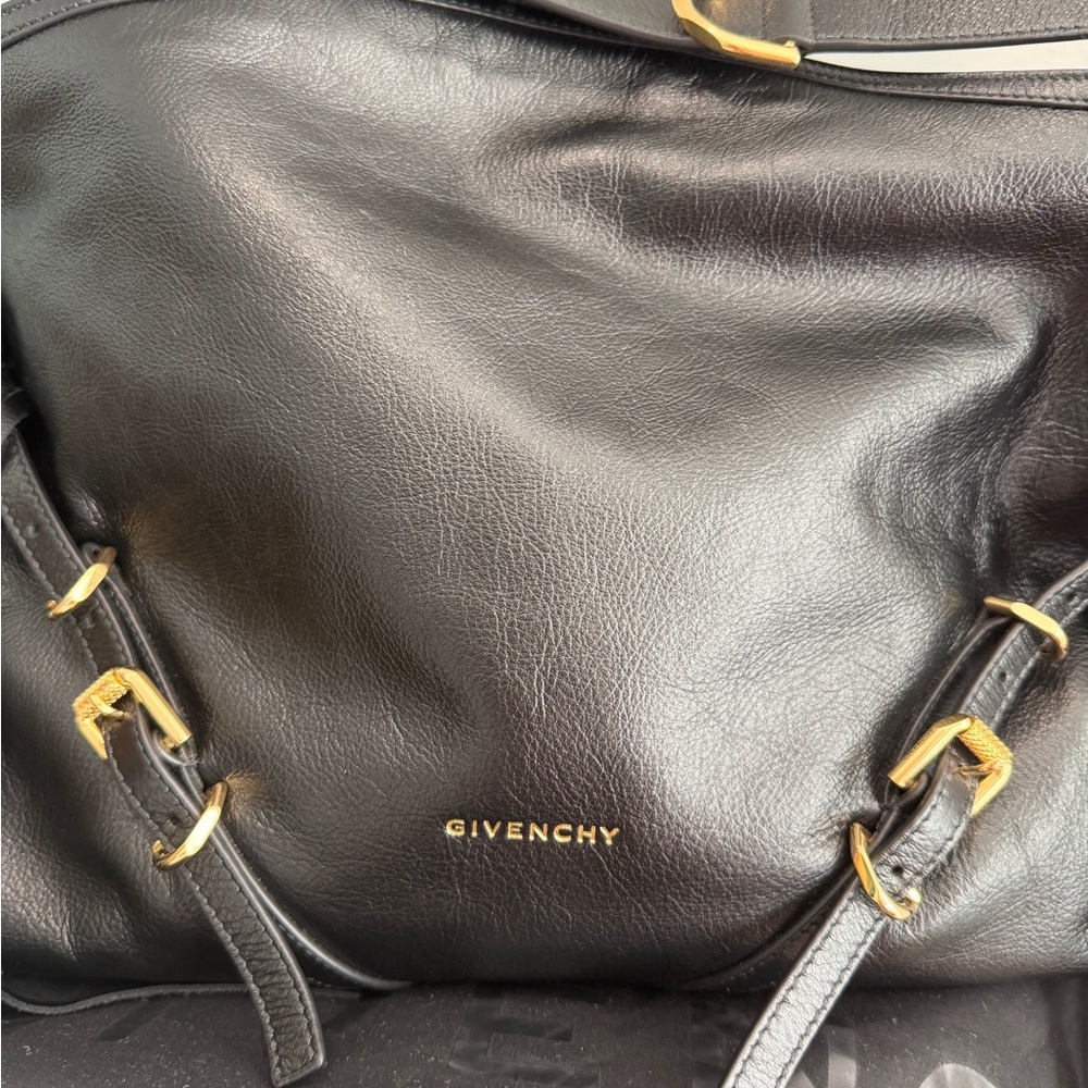 Givenchy Medium Voyou Fringe Leather Hobo Bag NEW Black Gold - Picture 8 of 15